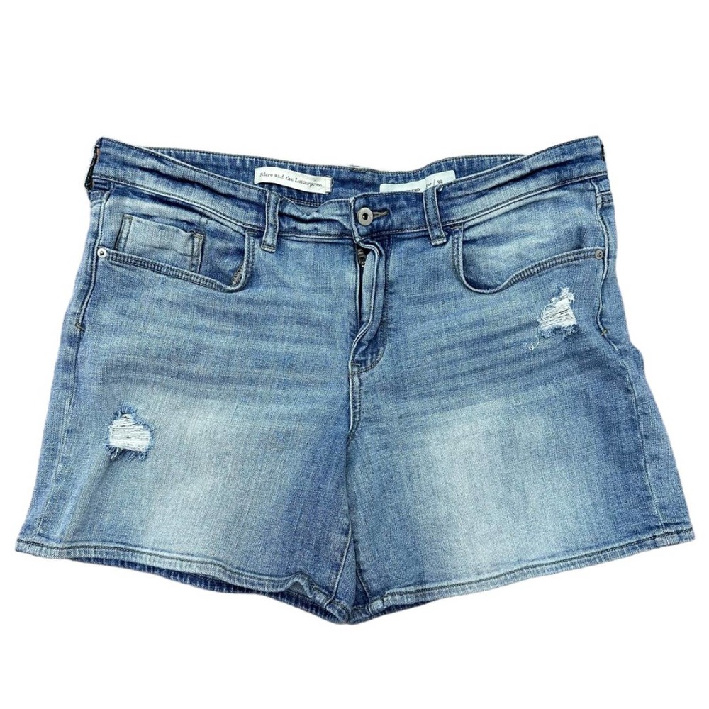 Pilcro Slim Boyfriend Shorts - 32